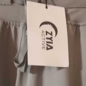 Gray heavy weight zyia joggers